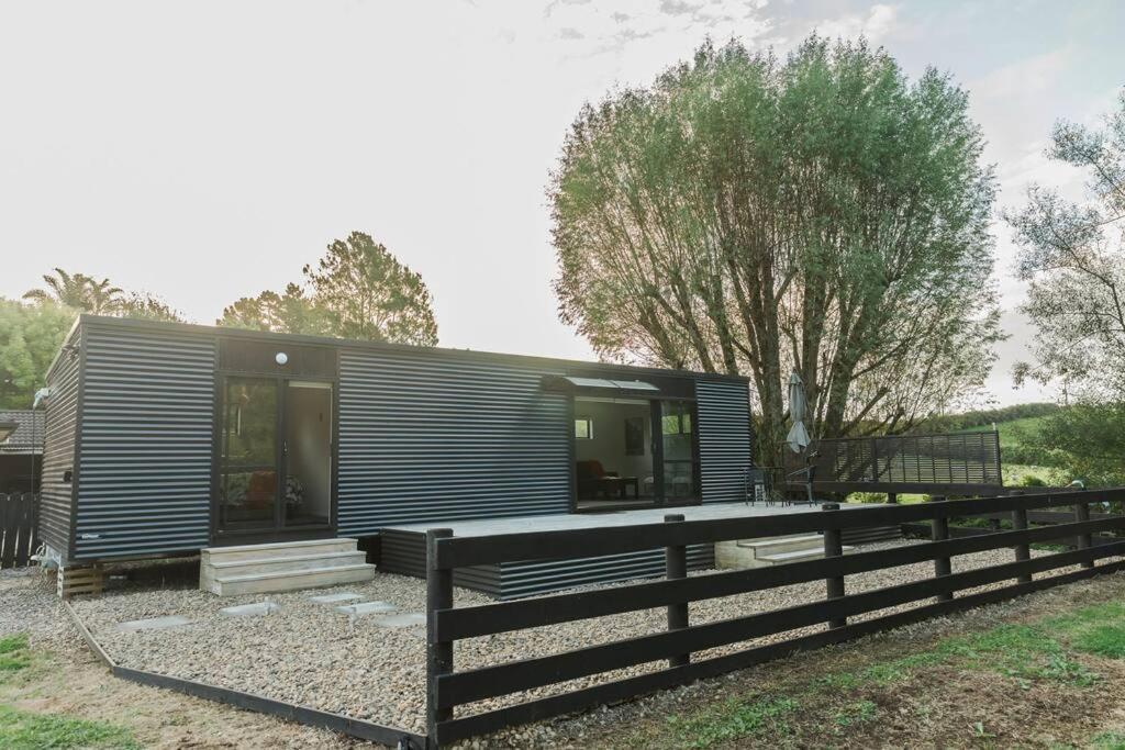 Bombay Hills Modern Retreat Leilighet Auckland Eksteriør bilde