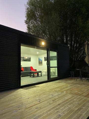 Bombay Hills Modern Retreat Leilighet Auckland Eksteriør bilde